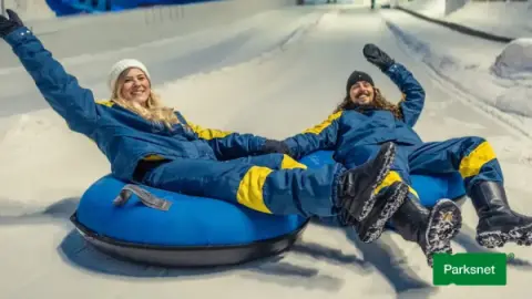 parksnet-imagem-galeria-ingresso-snowland-gramado-68fad30a6e45c-0_6945a844c30e9.webp